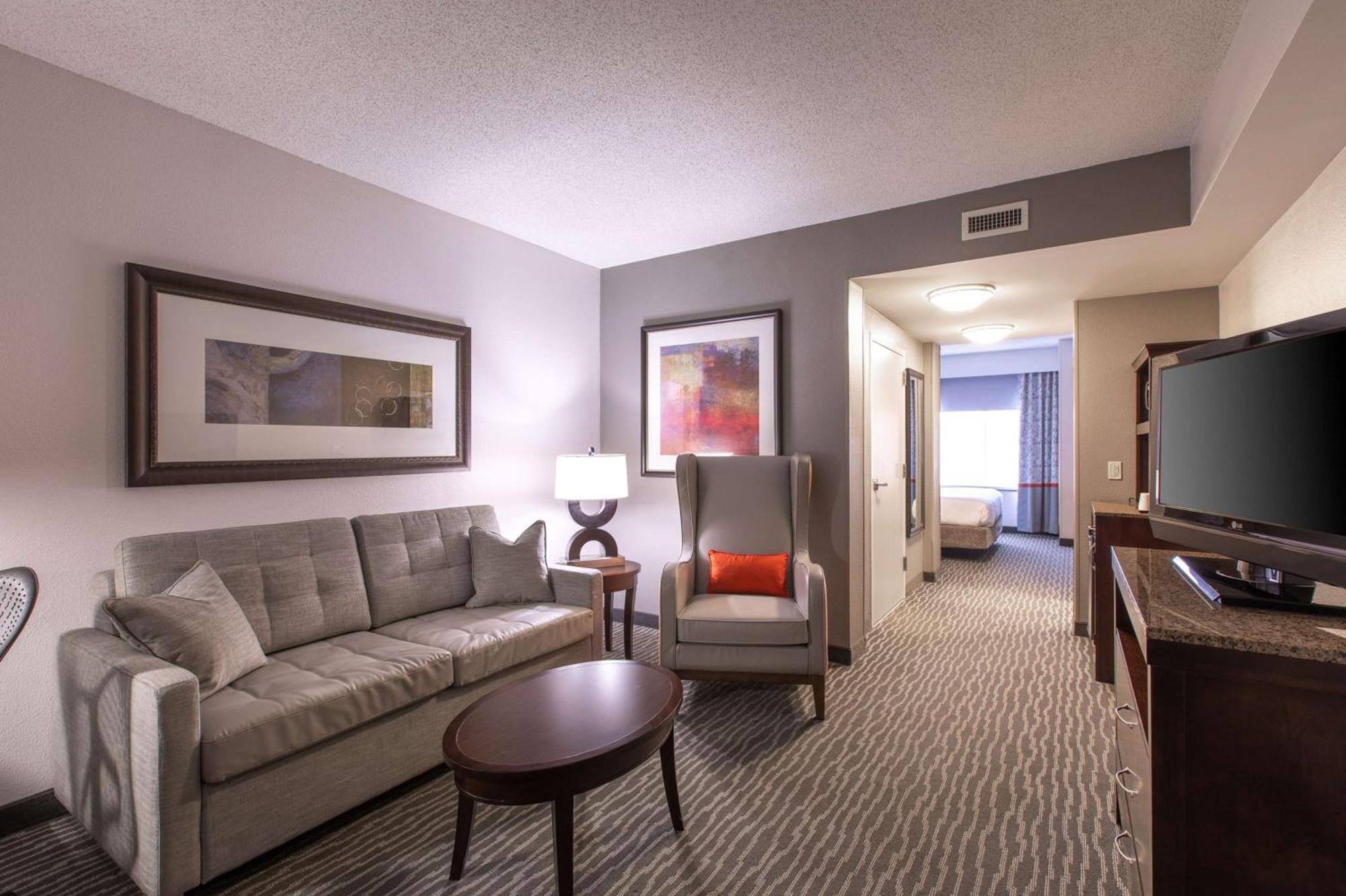 Hilton Garden Inn Lynchburg Bagian luar foto