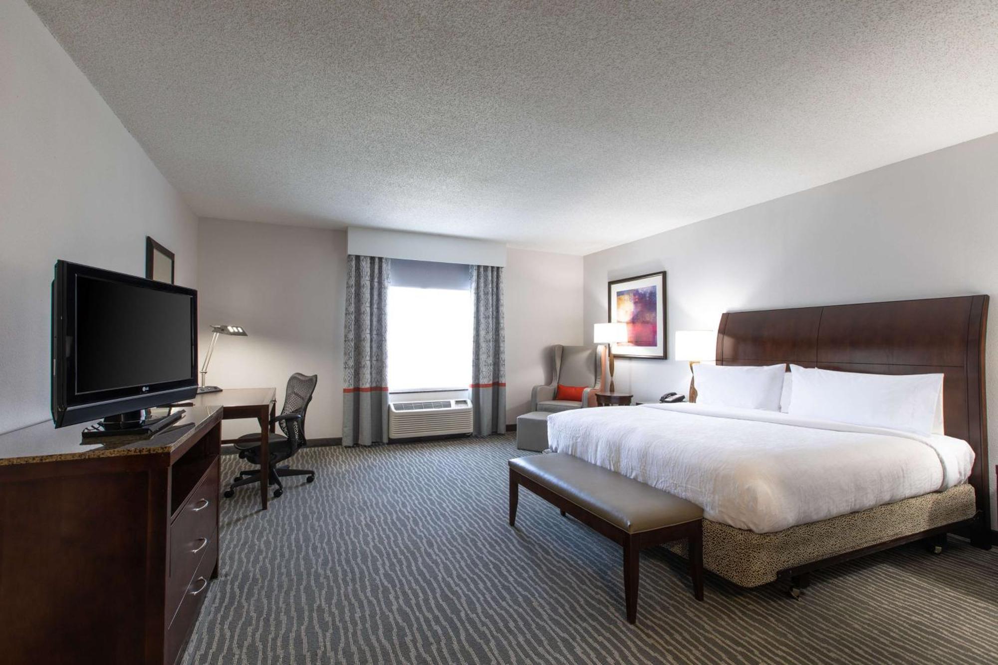 Hilton Garden Inn Lynchburg Bagian luar foto